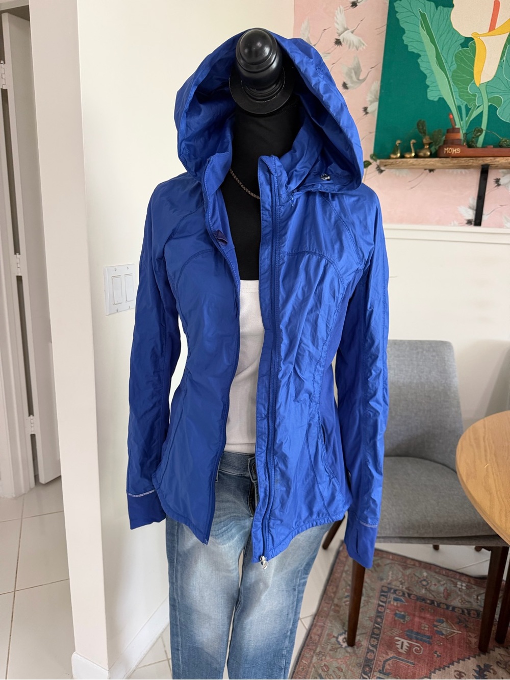 Lululemon Womens Size 8 Cobalt Blue Detachable Hood Pocketed Zip Up Jacket